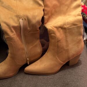 Tan Women's Boots